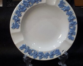 Vintage Wedgwood Embossed Queensware Ashtray c.1950s