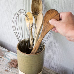 Utensil Holder image 2