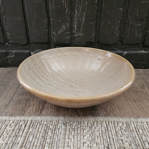 9.75&quot; Wheel Thrown Stoneware Serving Bowl - Oatmeal
