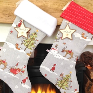 Calze di Natale SCONTATE!, Calza di Natale grigia, Calza di Natale con renna, Calza di Babbo Natale, Calza di Natale con pupazzo di neve, Calza personalizzata, Made in UK