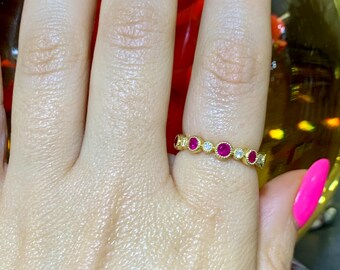 14kt Yellow Gold Milgrain Ruby And Diamond Bezel Band