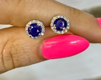 14kt White Gold Round Sapphire And Diamond Halo Stud Earrings