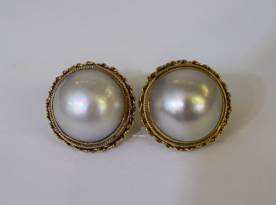 Buy 14kt Yellow Gold Mabe Pearl Earrings Online in India Etsy