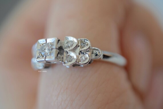 Vintage 14kt White Gold Diamond Engagement Ring - image 10