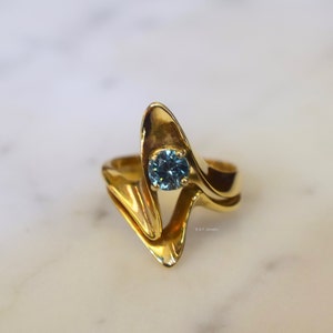 14kt Yellow Gold Blue Zircon Ring
