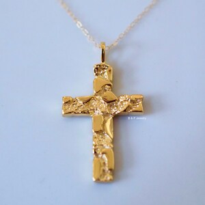 14kt Yellow Or White Gold Nugget Cross Necklace