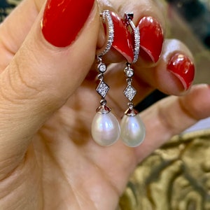 Vintage Style 14kt White Gold Cultured White Freshwater Pearl And Diamond Dangle Earrings