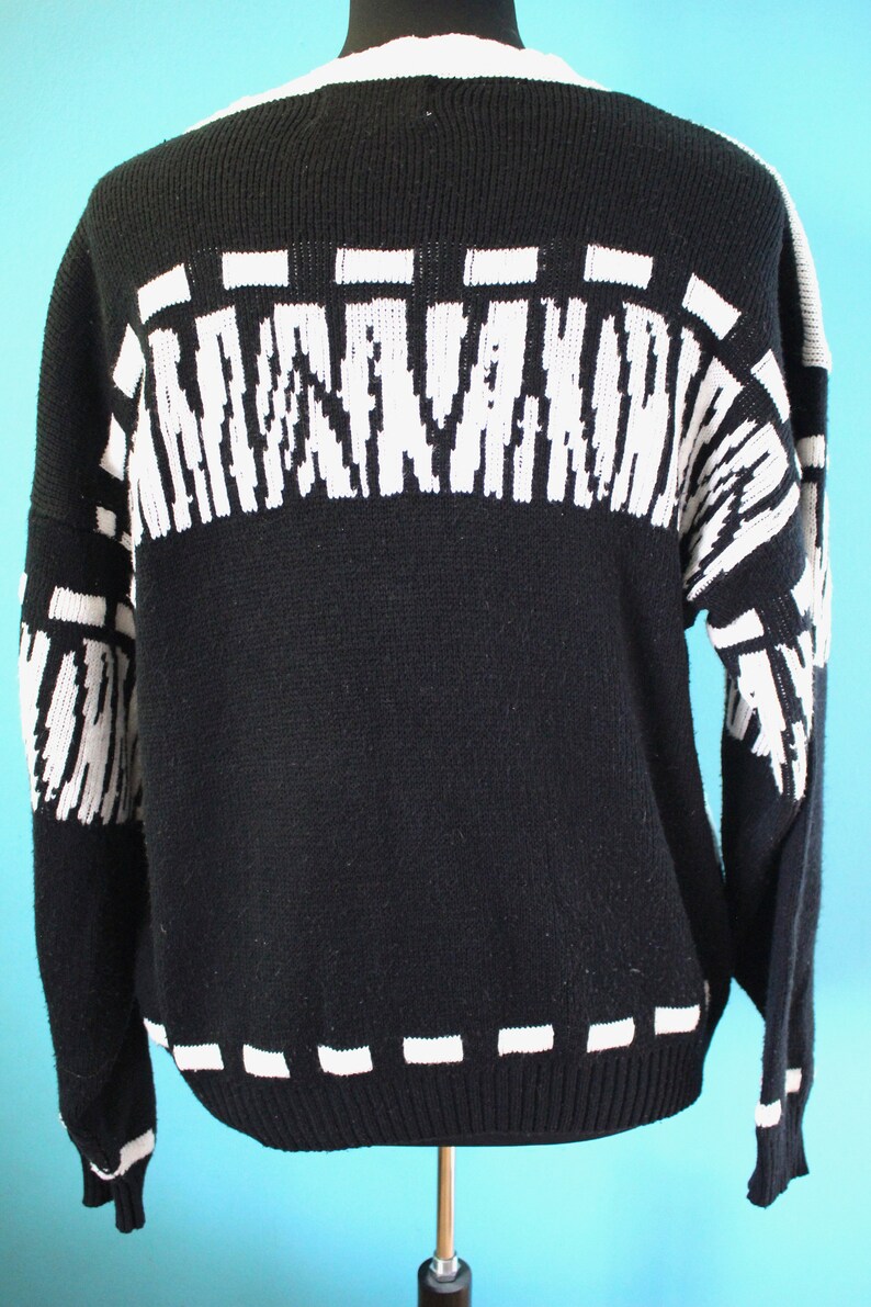 80's Sweater 1980's Black And White Tiger Motif Unisex Sweater Size Large/XL