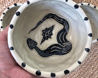 SINGLE Bowl - Made to Order - 5'' Snake Bowl - White Clay/Black Sgraffito - Sold Individually | Made to Order