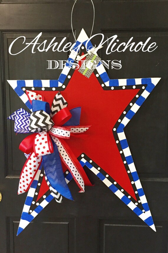 Large Funky Star With Red Center Door Hanger Door Decoration Etsy
