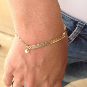 Bar bracelet, nameplate bracelet, personalized bar bracelet, gold bar bracelet and pearl, custom bar bracelet, gold filled bracelet B007