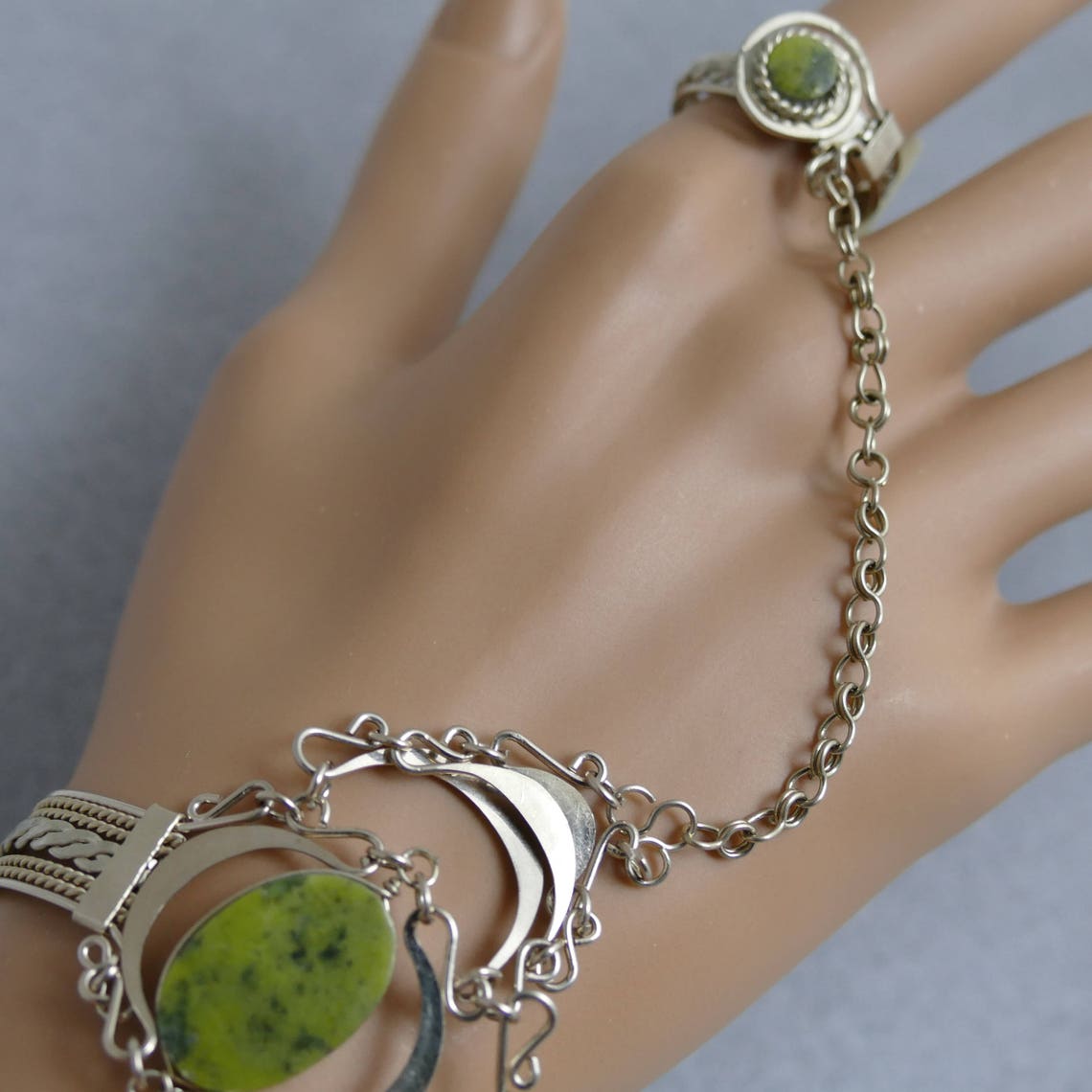 Hand Chain Bracelet Ring Bracelet Finger Bracelet Hand Chain Etsy