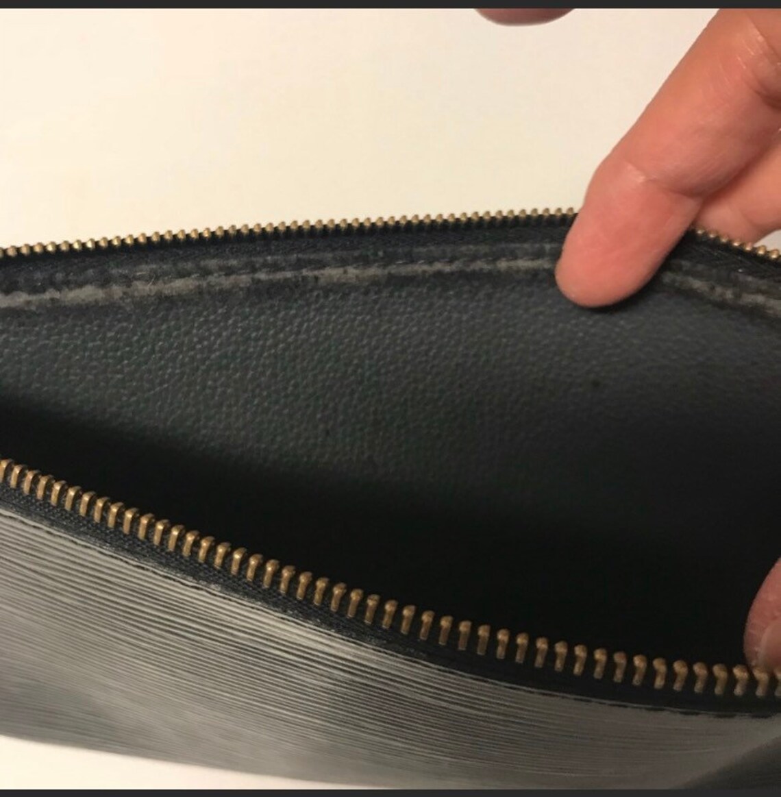 Louis Vuitton Leather Strap Peeling Paint