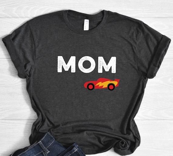 Mom Pit Crew Shirt For Racing Party Costume (Dark) Mom Pit Crew Shirt For Racing Party Costume (Dark)