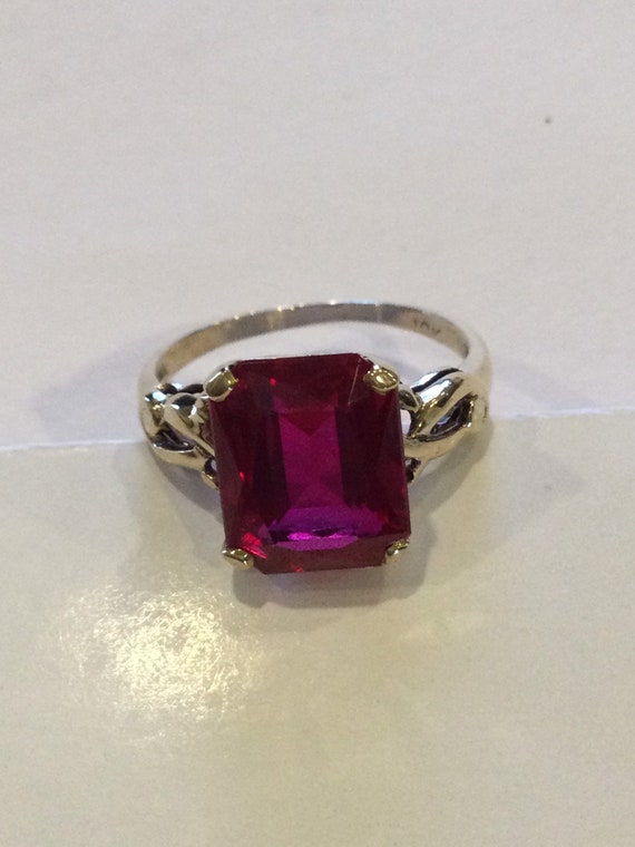 Vintage Imitation Ruby-10k Yellow Gold Mid Century