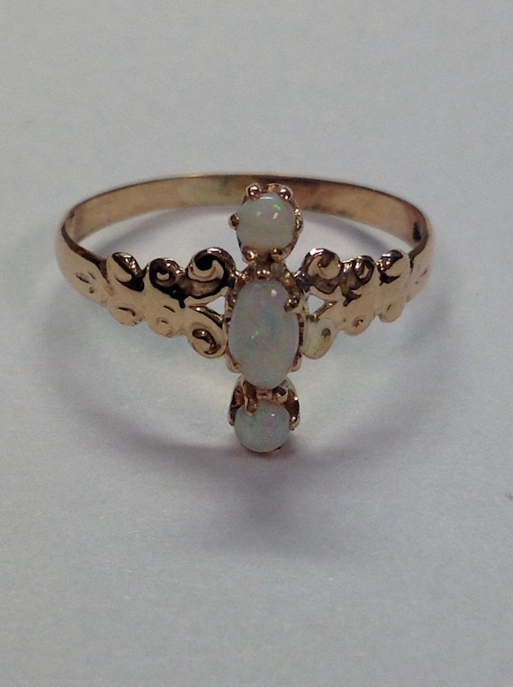 Antique Victorian 9k Rosey Yellow Gold Fiery Opal… - image 1