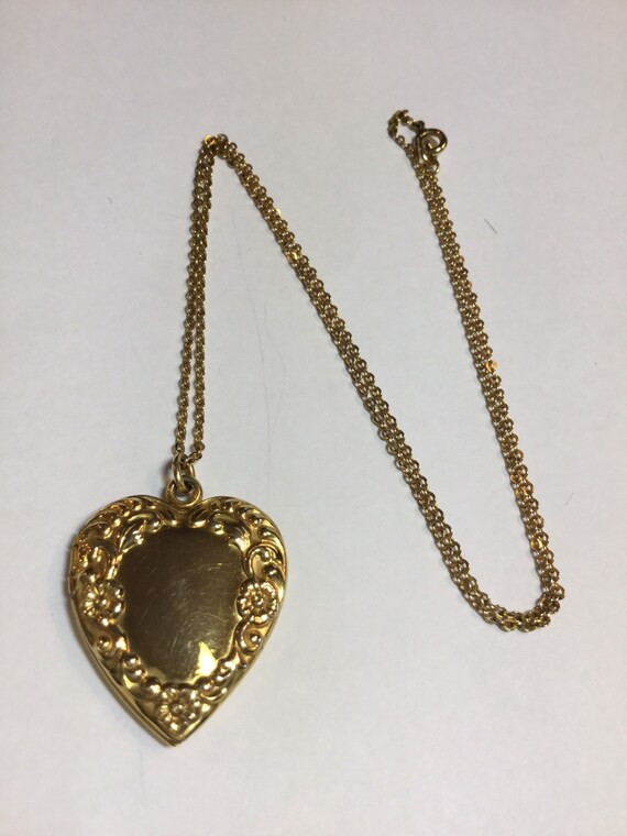Vintage Goldfilled Floral Heart Locket-1940's Hall