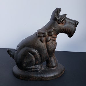 Scottish Terrier with Bow Doorstop or Bookend Cast Iron