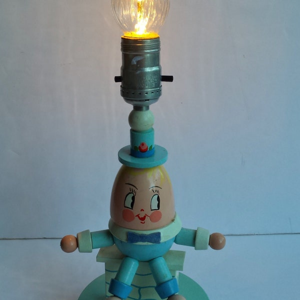 Vintage Painted Wood Humpty Dumpty Lamp