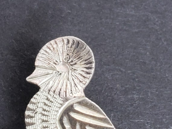 Sterling Silver Etched Quetzel Bird Shaped Brooch - image 3