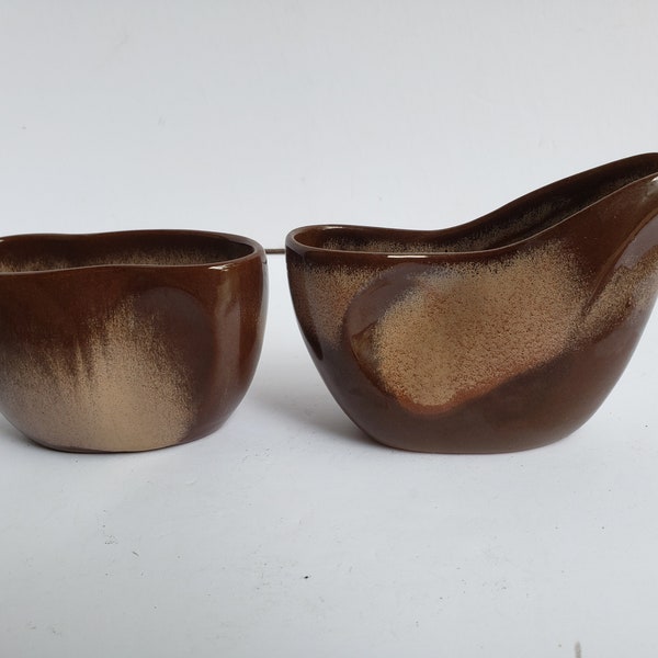 Frankoma Brown Desert Einzigartig geformte Keramik Sahnekännchen und Zucker - Keine Abdeckungen