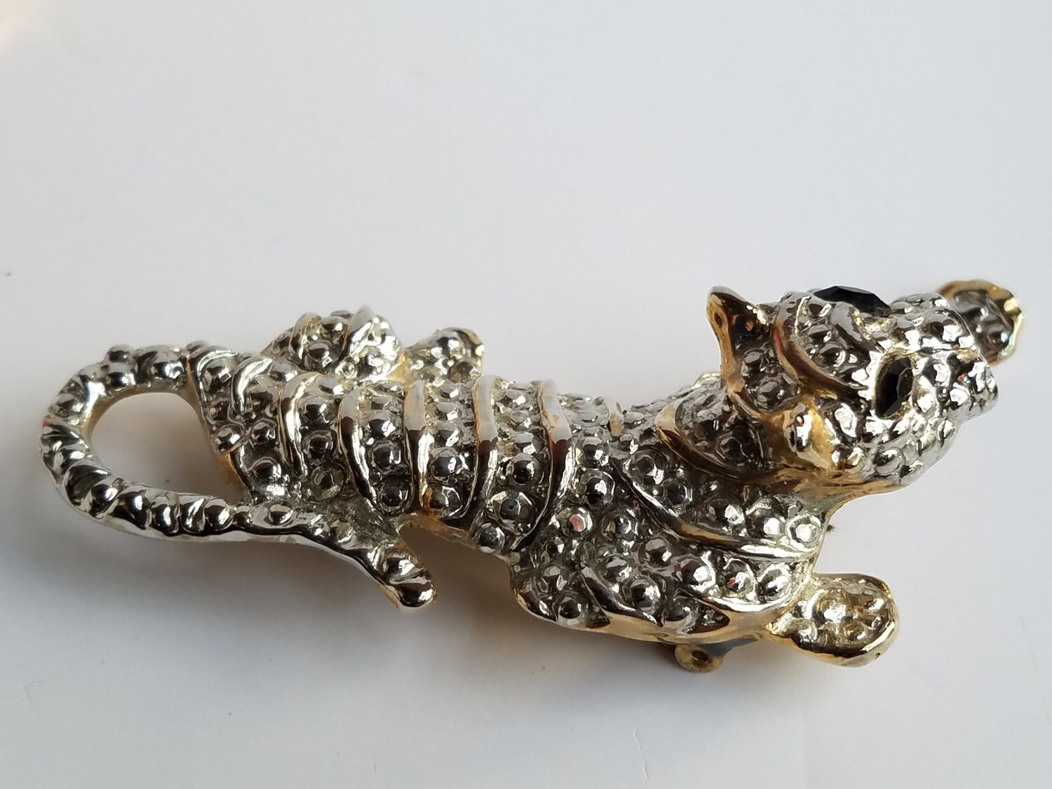 Broche Métal Argenté Avec œil De Tigre - Bijou Vintage - Occasion, Fabriqué En France