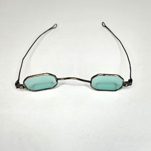 Hexagonal Blue Lens Wire Frame Antique Spectacles or Eyeglasses