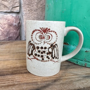 Caneca de coruja de grés salpicado vintage - xícara de café rústica Boho