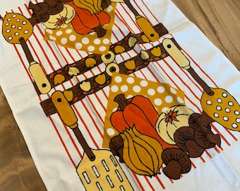 Vintage 1970's Kitchen Decorative Hand Towel| Orange, Yellow, Brown Vegetable Print