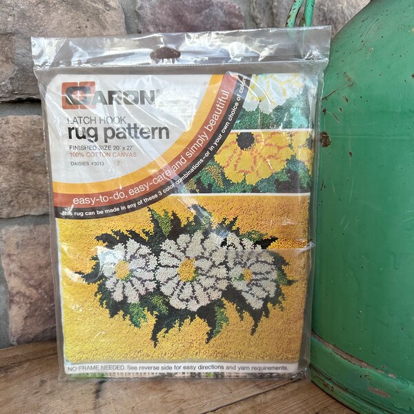 Vintage Daisies, Caron Latch Hook Rug Pattern, 20"x27"