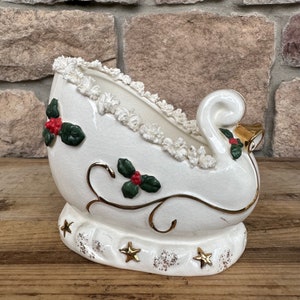 Vintage NAPCO Japan Christmas Ceramic Spaghetti Trim Open Sleigh Candy Dish/Planter | Retro Holiday Decor