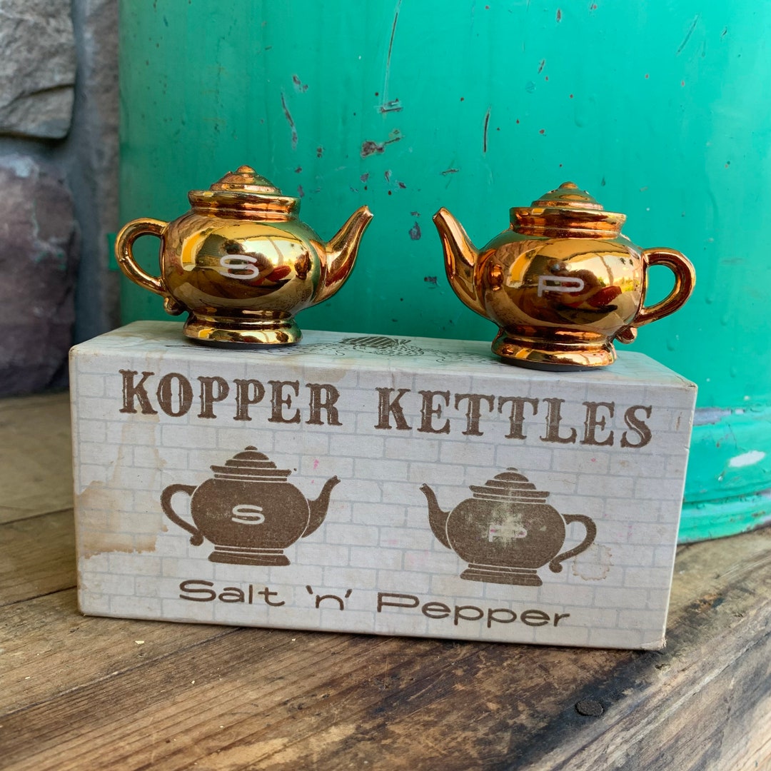 Vintage Mid Century Metal Teapot Salt and Pepper Shakers, Retro Kopper