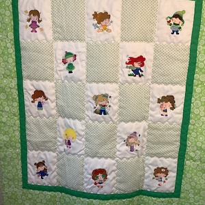 Seasonal Girlies Quilt