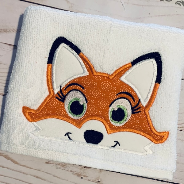 Fox Applique Design,Fox Hooded Towel Applique Design,Fox peeker applique,fox peeker design,fox hooded towel applique,fox peeker