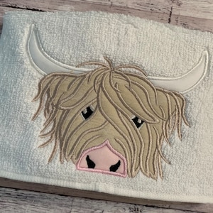 Design applique asciugamano con cappuccio mucca delle Highland, design peeker mucca delle Highland, peeker mucca delle Highland, design asciugamano con cappuccio mucca delle Highland, design applique mucca