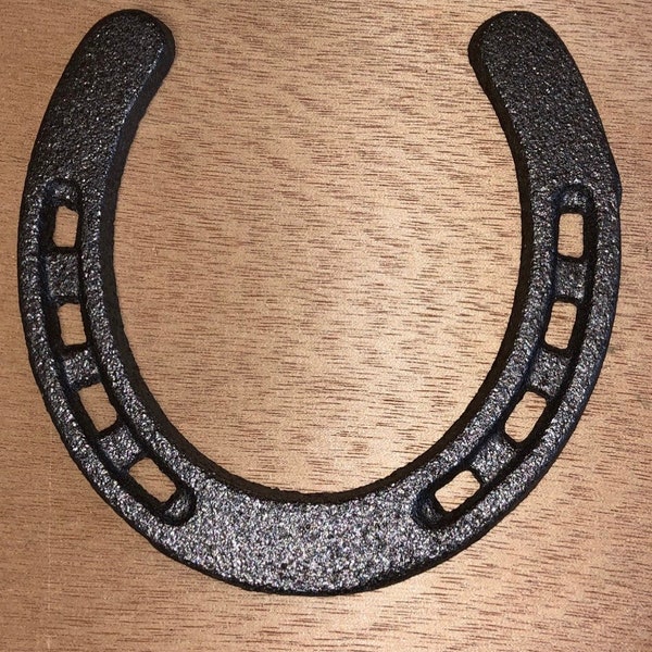 Medium Horseshoe, Cast Iron Decorative Horseshoe
