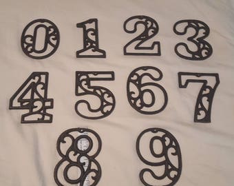 Painted Metal House Number: Cottage Chic Cabin Numbers