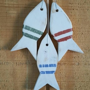 Fish Fence Hanging Nautical, nautical decor, nautical nursery, fish family, tackle decor, cabin decor, hunting and fishing decor, wood fish