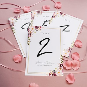 Blush Gold Hochzeit Tischnummern oder Tischnamen | Beliebige Farbe Schriftart | Tisch Dekor | A5 doppelseitige Karten | Tisch Dekor