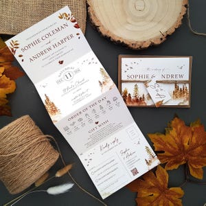 Set di inviti per matrimonio autunnali, inviti per matrimonio a fisarmonica Forest Woodland & Mountains con etichetta personalizzata, spago e buste