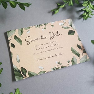 Rustieke eucalyptuskrans Save the Date-kaarten of bewaar de avond of het weekend met enveloppen - Save the Dates-huwelijksaankondiging