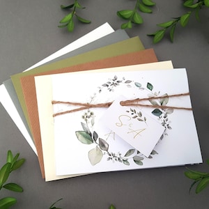 Eukalyptus-Hochzeits-Einladungs-Set - Greenery Concertina Trifold Luxus-Hochzeit lädt mit Tags, rustikaler Schnur und Umschlägen ein