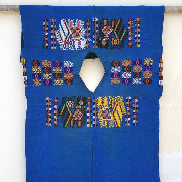 Blaue Ethno Bluse aus Guatemala | Authentischer Vintage Handgewebter Huipil Poncho H31
