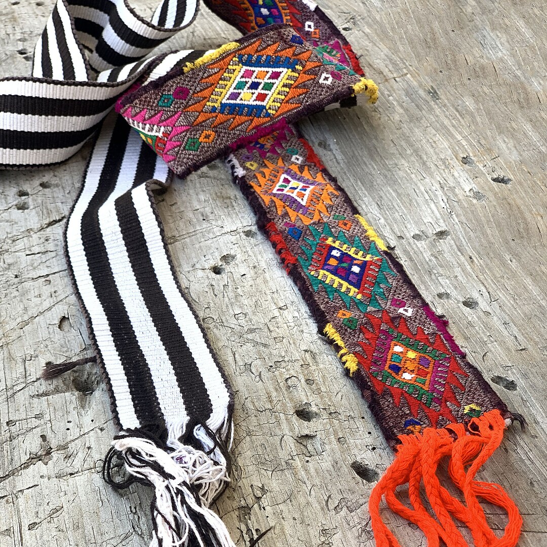 Hand-woven Vintage Guatemalan Belt | Ethnic Sash | Belt With  display picture 3