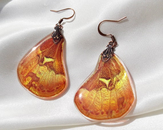 real moth wing jewelry iridescent earrings magical jewelry gifts for women spring accessories trends boho gifts luna moth earrings