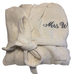 Cream Personalised Bathrobe, 100% Cotton Bathrobe, Soft Plush Bathrobe, Luxurious Hooded Robe, Custom Embroidered Bathrobe, Dad's Day Gift