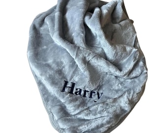 Embroidered Microfiber Fleece Throw Blanket, Personalized Name Christmas Gift Mothers Day Gift