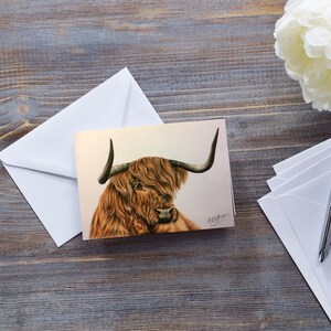 HIGHLAND KUH Karte, Scottish Coo Portrait, Highland Cattle Art, Scottish Wildtier Karte, Kuh Zeichnung, Süße Angus Karte, Karte für alle Anlässe