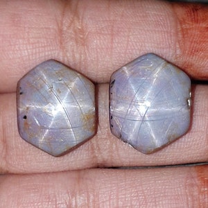 Cabujón de rubí estrella: 31,00 quilates, natural, sin tratar, lechoso, con forma hexagonal de estrella de 6 puntas, 18 x 15 mm (par).