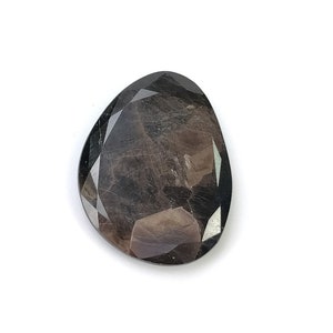 Golden Brown Chocolate Sheen SAPPHIRE Gemstone Normal Cut : 12.80cts Natural Untreated Uneven Shape 21*16mm